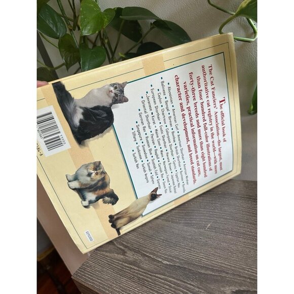 The Cat Fanciers’ Association Cat Encyclopedia – Hardcover - Picture 6 of 10